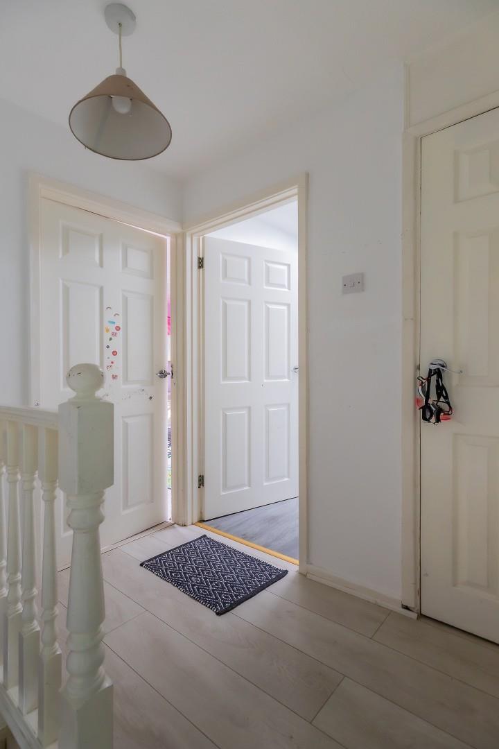 Uplands Crescent, Llandough — photograph 9